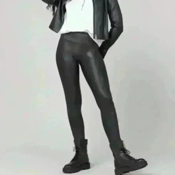 Spanx Faux Leather Leggings Black Size Small - Picture 1 of 11